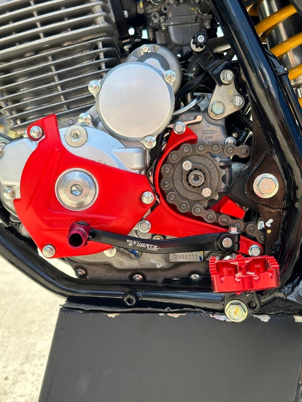 Protector Eje Anti-block Cadena Honda Tornado XR 250