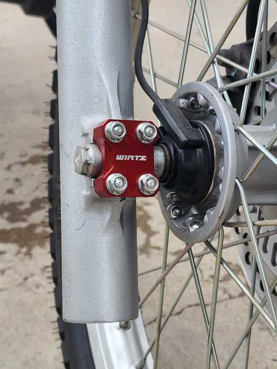Soporte Eje rueda delantera para Honda Tornado XR 250 y XR 300